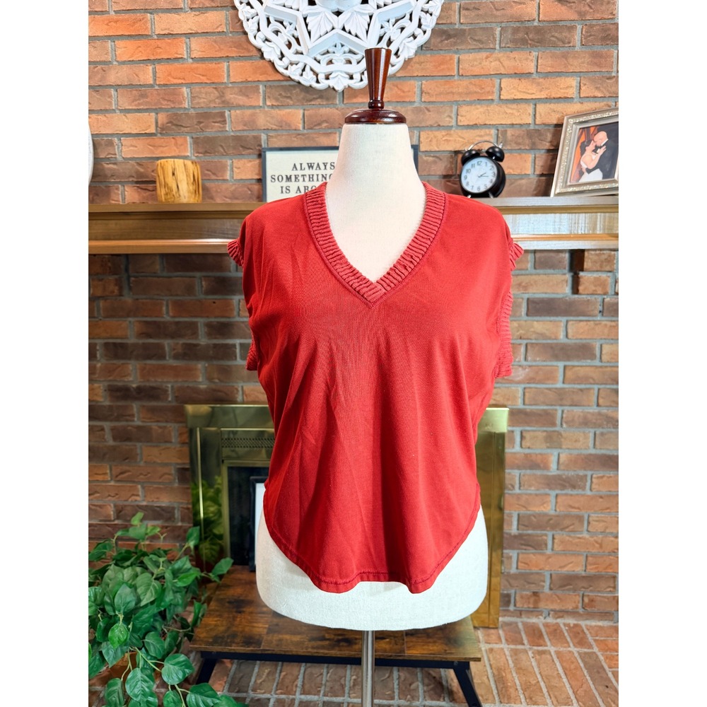 FP Movement Sleeveless V-Neck Top Women Red Ribbed Trim Tulip Hem XS